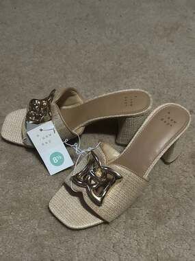 A New Day Women's Arden Raffia Ornamented Block Heel Sandals Size 8.5
S1